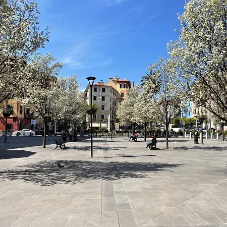 Apartment 15 Piazza Saint Bon La Spezia
